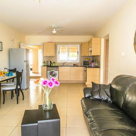 Nissi Golden Sand Lovely One Bedroom Apartment With Spacious Terrace And Free Parking Ajia Napa Zewnętrze zdjęcie