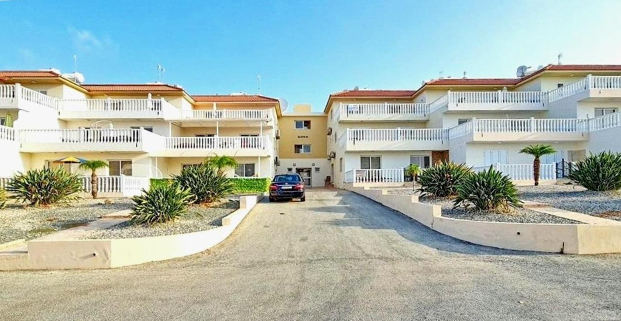 Nissi Golden Sand Lovely One Bedroom Apartment With Spacious Terrace And Free Parking Ajia Napa Zewnętrze zdjęcie