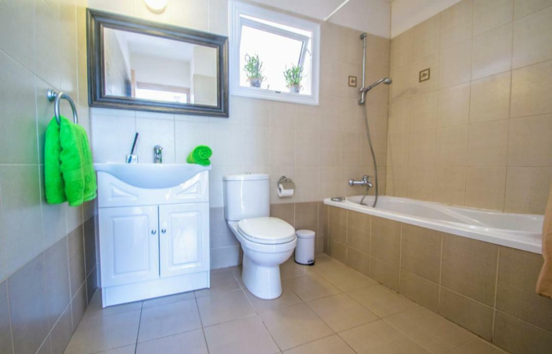Nissi Golden Sand Lovely One Bedroom Apartment With Spacious Terrace And Free Parking Ajia Napa Zewnętrze zdjęcie